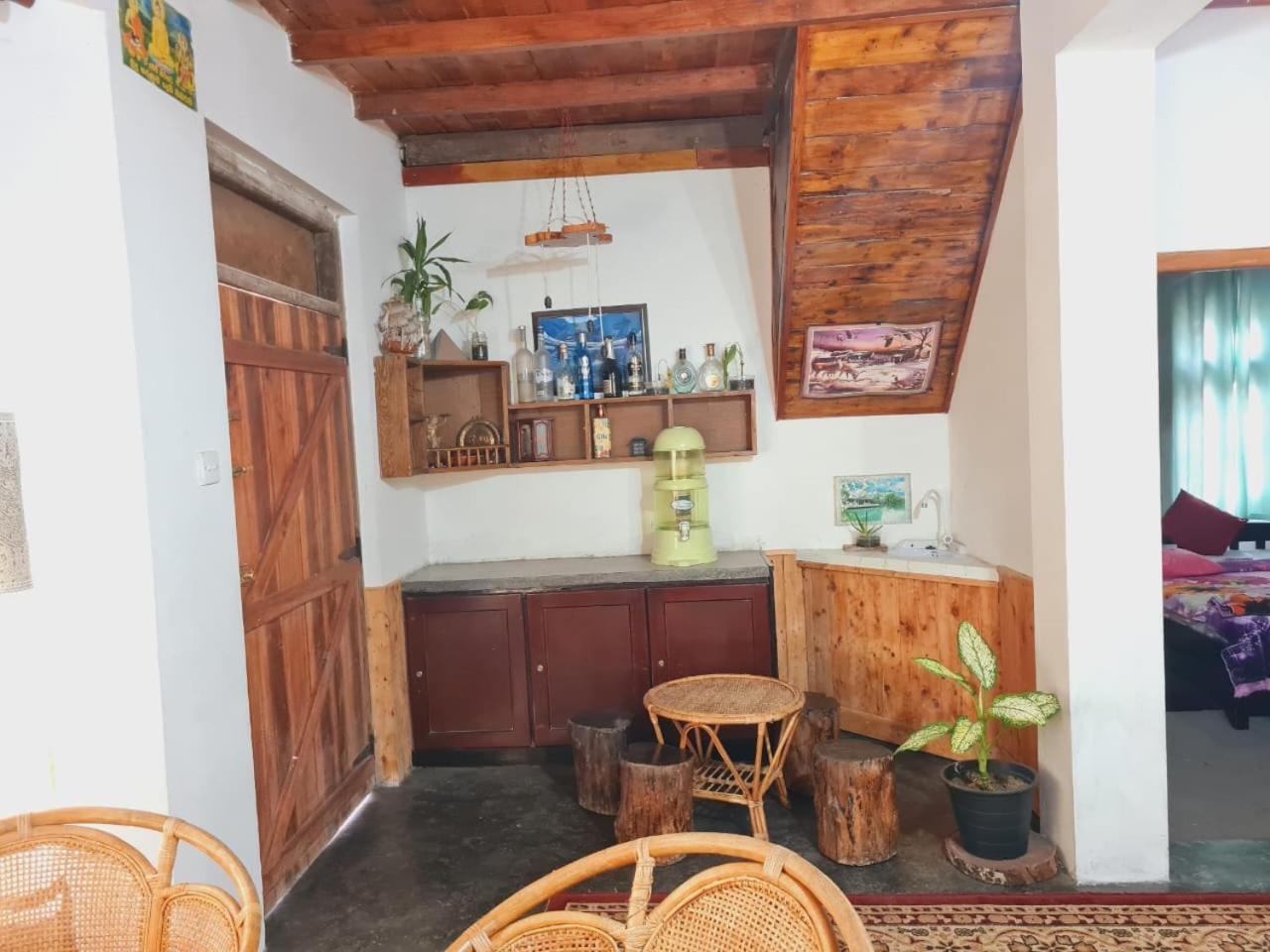Sasru Holiday Home نوفارا إيلِيا المظهر الخارجي الصورة